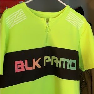 Black pyramid long line shirt